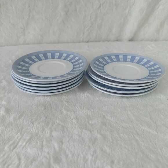 Martha Stewart Everyday Garden Trellis Blue & White Saucer Plate - Picture 7 of 7